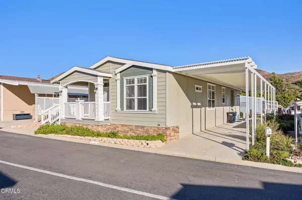 Newbury Park, CA 91320,79 La Lomita #79