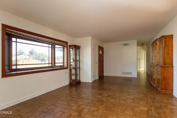 Newbury Park, CA 91320,3334 Gerald DR