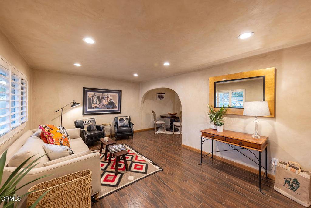 Ojai, CA 93023,501 Vallerio AVE