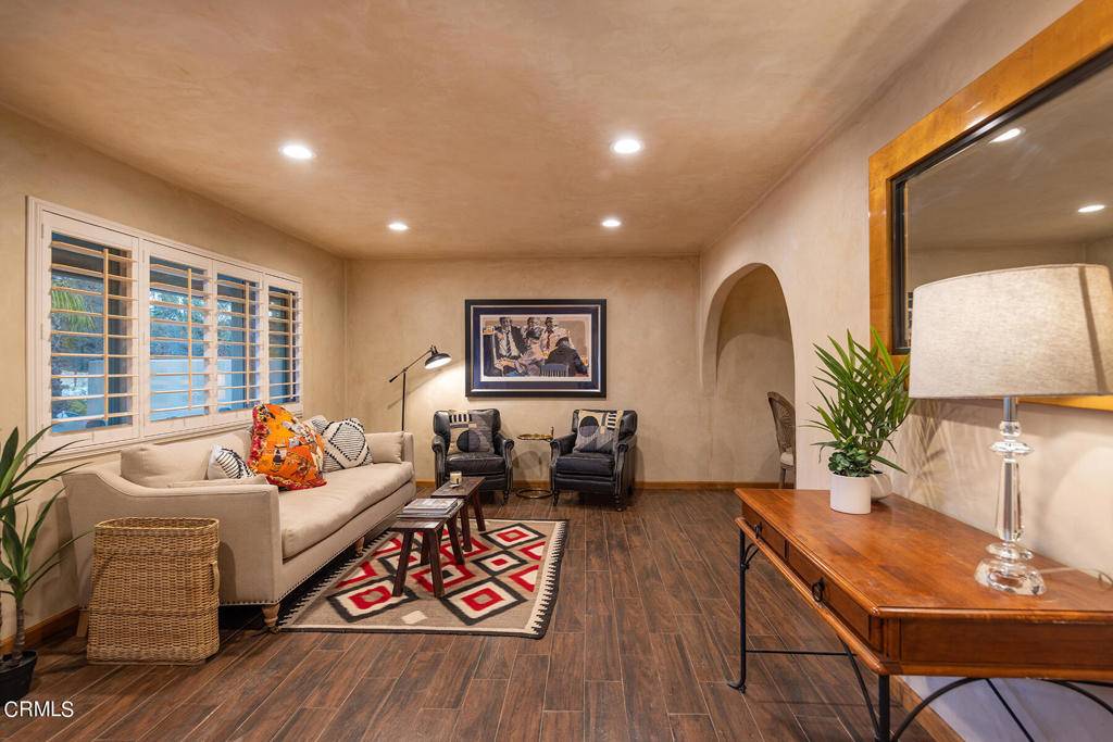 Ojai, CA 93023,501 Vallerio AVE
