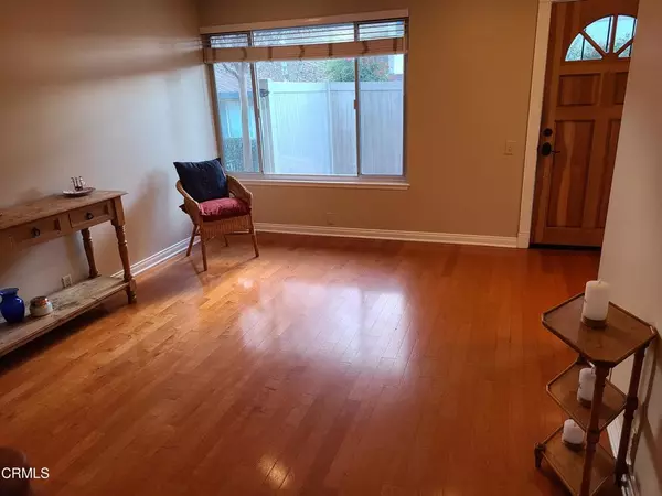 Thousand Oaks, CA 91362,1805 E Avenida De Las Flores