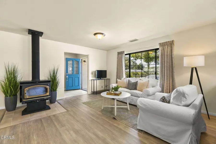 384 W Oak View AVE, Oak View, CA 93022