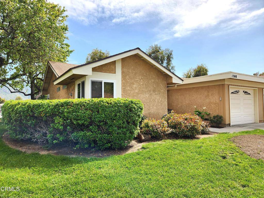 1308 Village 1, Camarillo, CA 93012