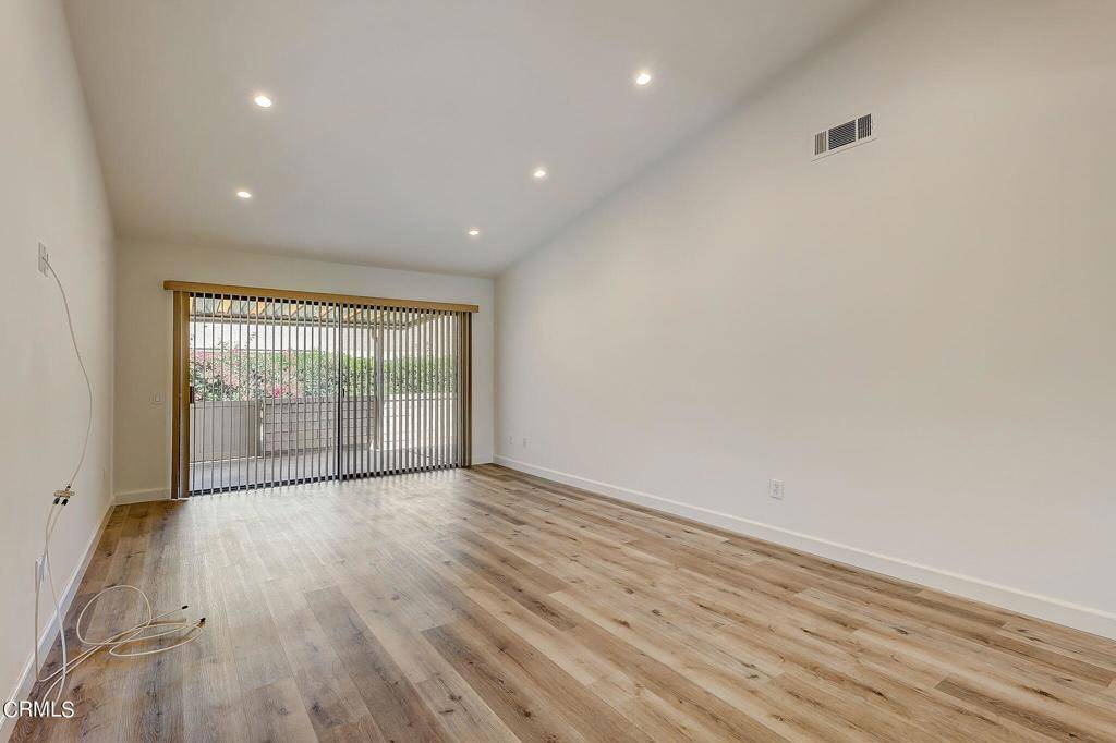 Camarillo, CA 93012,31227 Village 31