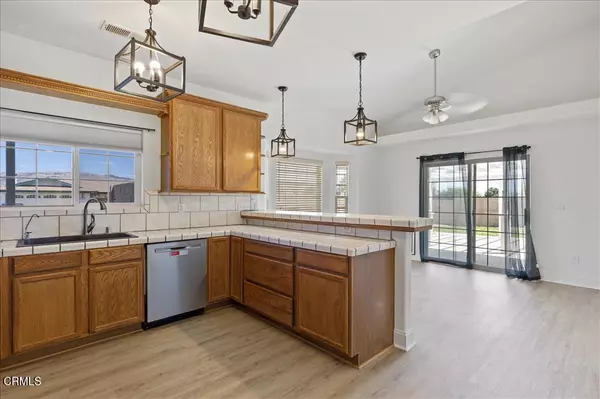 Tehachapi, CA 93561,21936 Ben CT