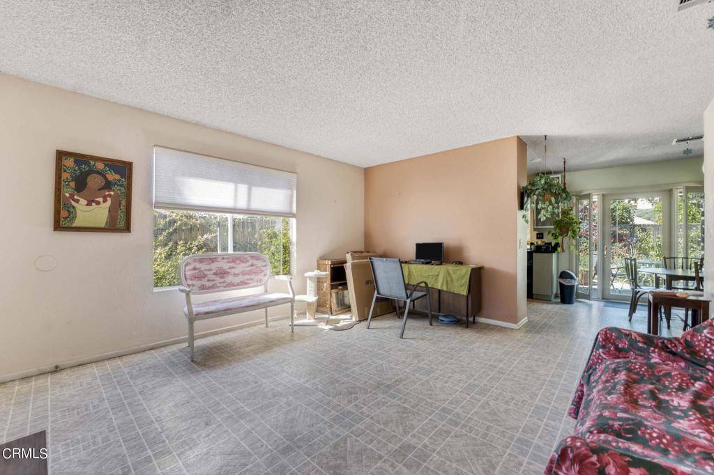 Camarillo, CA 93012,805 Hacienda DR