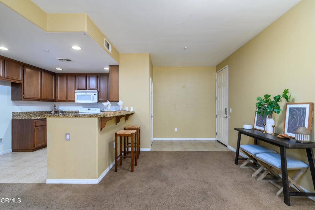 Camarillo, CA 93012,259 Riverdale CT #235
