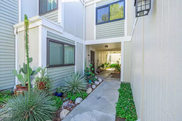 Santa Clarita, CA 91351,27128 Hidaway AVE #3