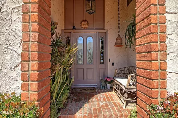 Thousand Oaks, CA 91360,3117 Saddleback CT