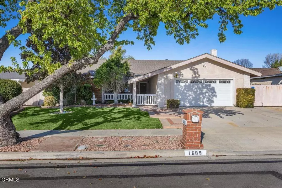 1689 Eagle Peak AVE, Simi Valley, CA 93063