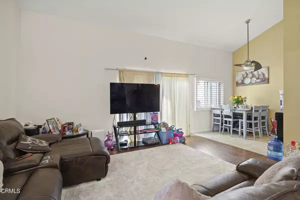 Oxnard, CA 93036,509 Holly AVE