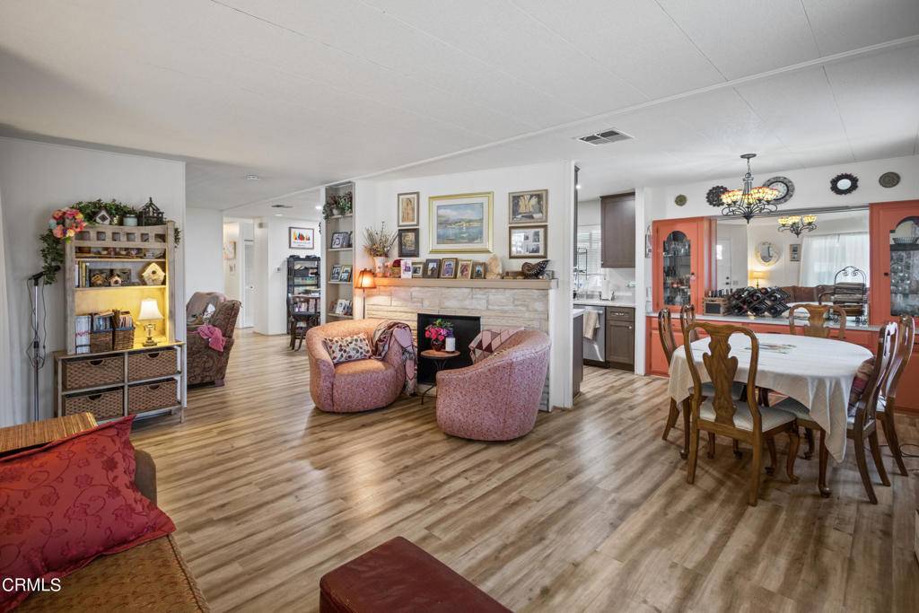 Camarillo, CA 93012,65 Via Sintra #65