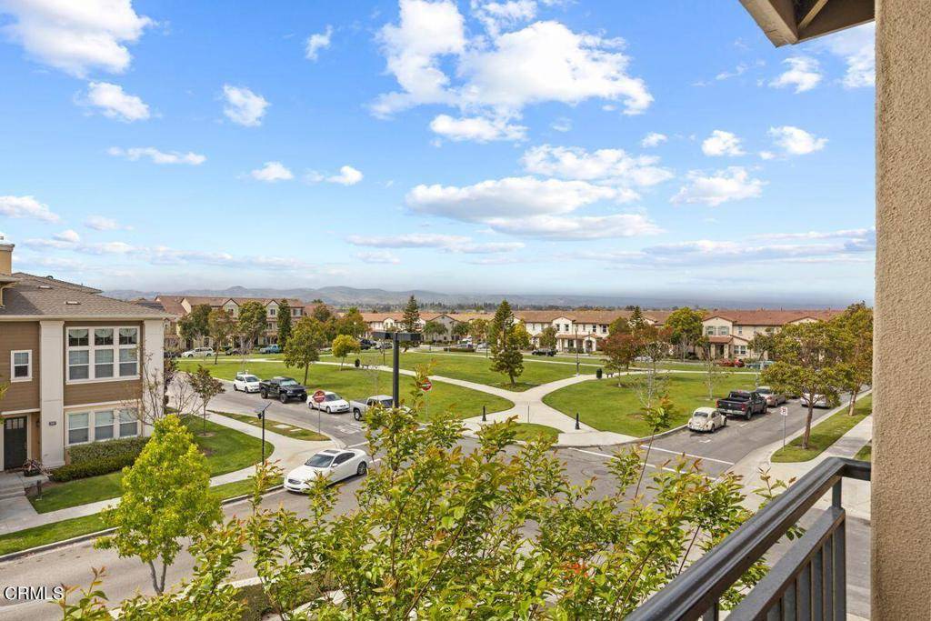3004 Moonlight Park Avenue,  Oxnard,  CA 93036
