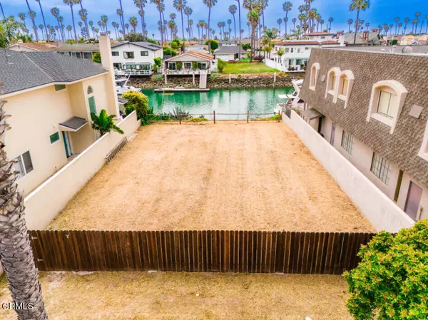 Ventura, CA 93001,2711 Seahorse AVE