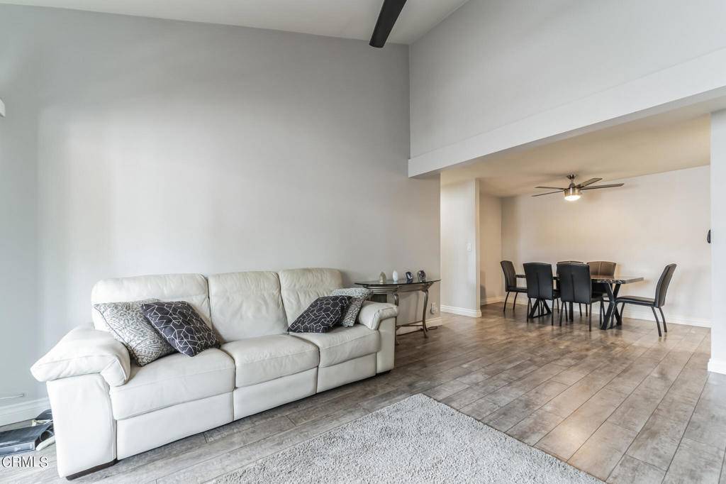 Agoura, CA 91301,28947 Thousand Oaks BLVD #220