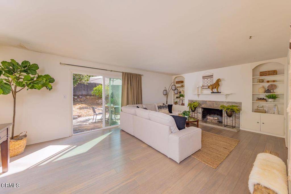 Ojai, CA 93023,1111 Mariano DR