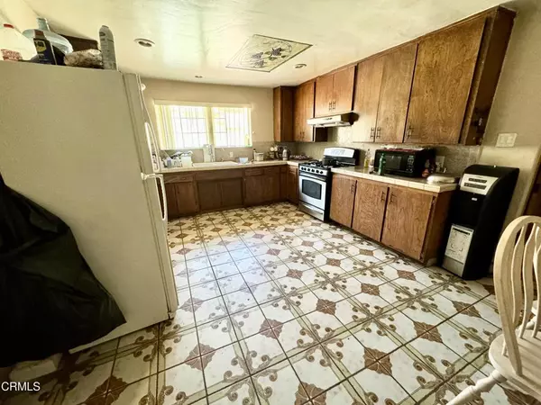 Ventura, CA 93004,11423 Violeta ST