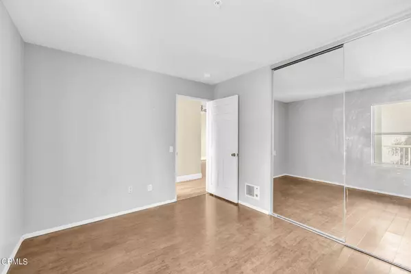 Camarillo, CA 93010,2713 Antonio DR #203