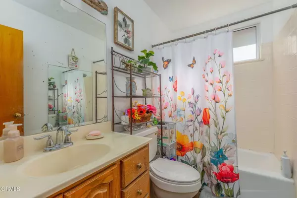 Oak View, CA 93022,165 Oak DR