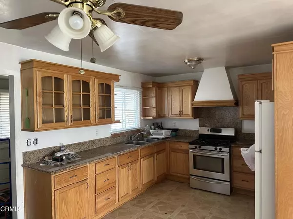 Santa Paula, CA 93060,327 Walnut ST