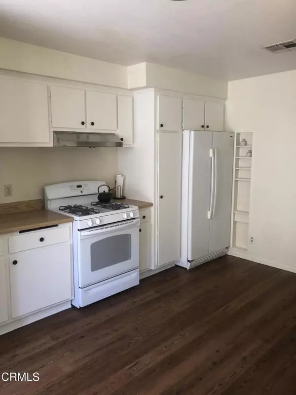 Moorpark, CA 93021,841 Valley RD