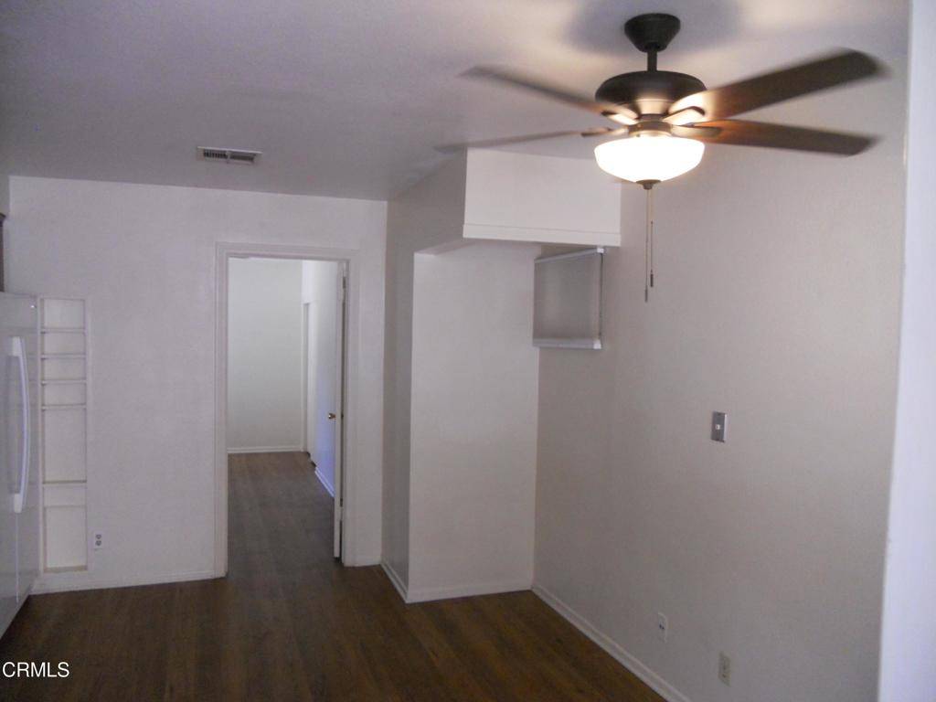 Moorpark, CA 93021,841 Valley RD
