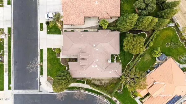 Bakersfield, CA 93311,10121 Dutch Iris DR