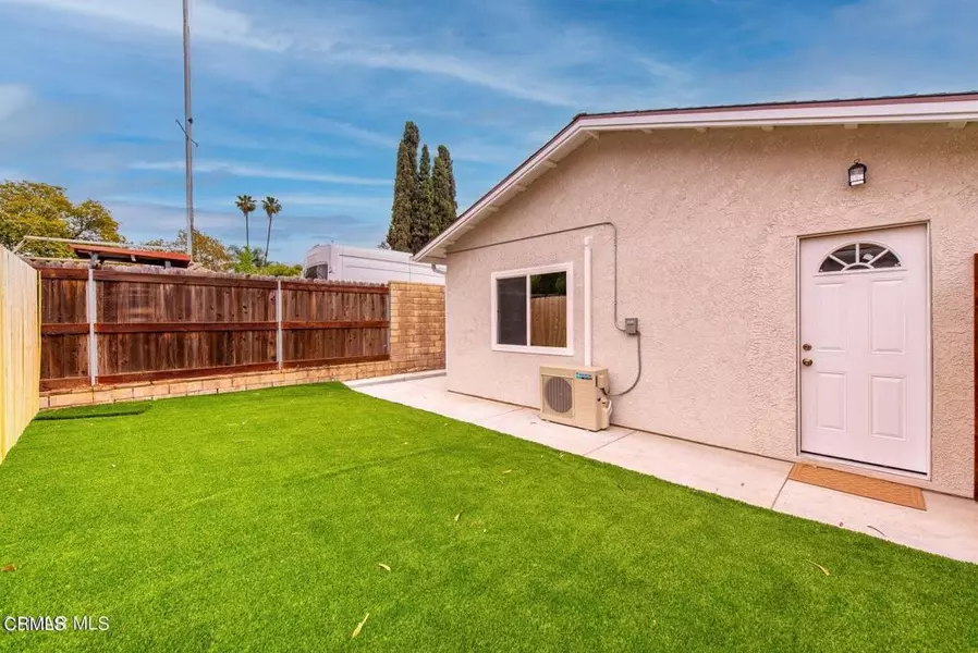 839 Calle Margarita #C, Thousand Oaks, CA 91360