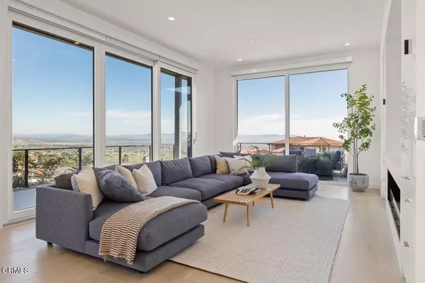 Ventura, CA 93003,153 Nob Hill LN