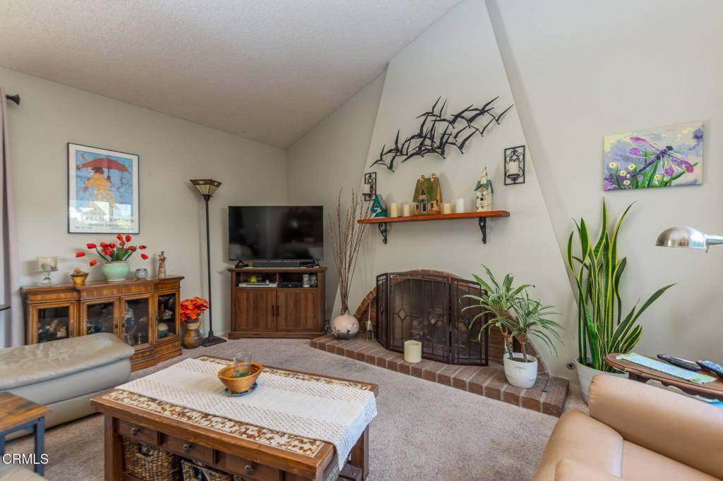 Oxnard, CA 93036,550 Holly AVE