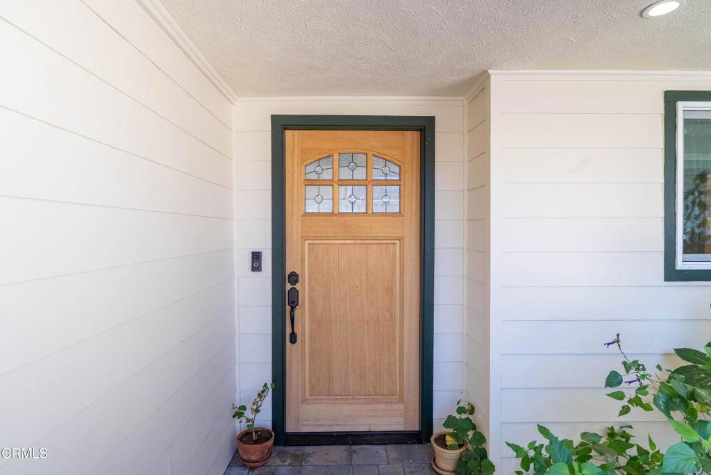 Ventura, CA 93003,1155 Colina VIS