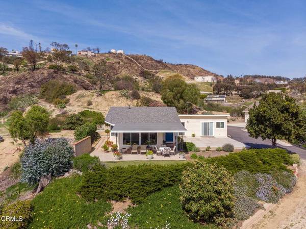 59 E Highland DR,  Camarillo,  CA 93010