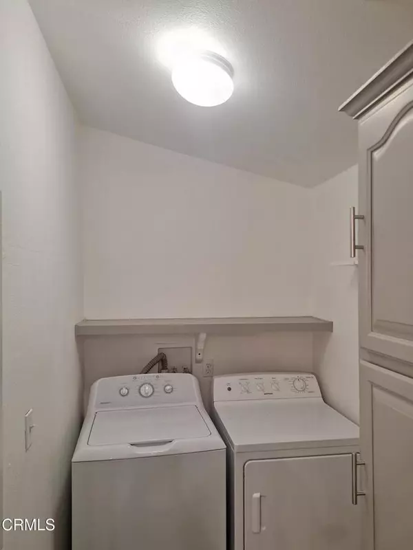 Ojai, CA 93023,1075 Loma DR #7