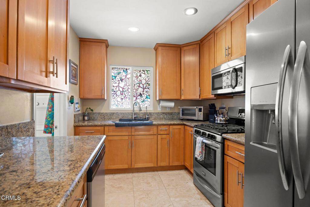 Ojai, CA 93023,205 N Lomita AVE