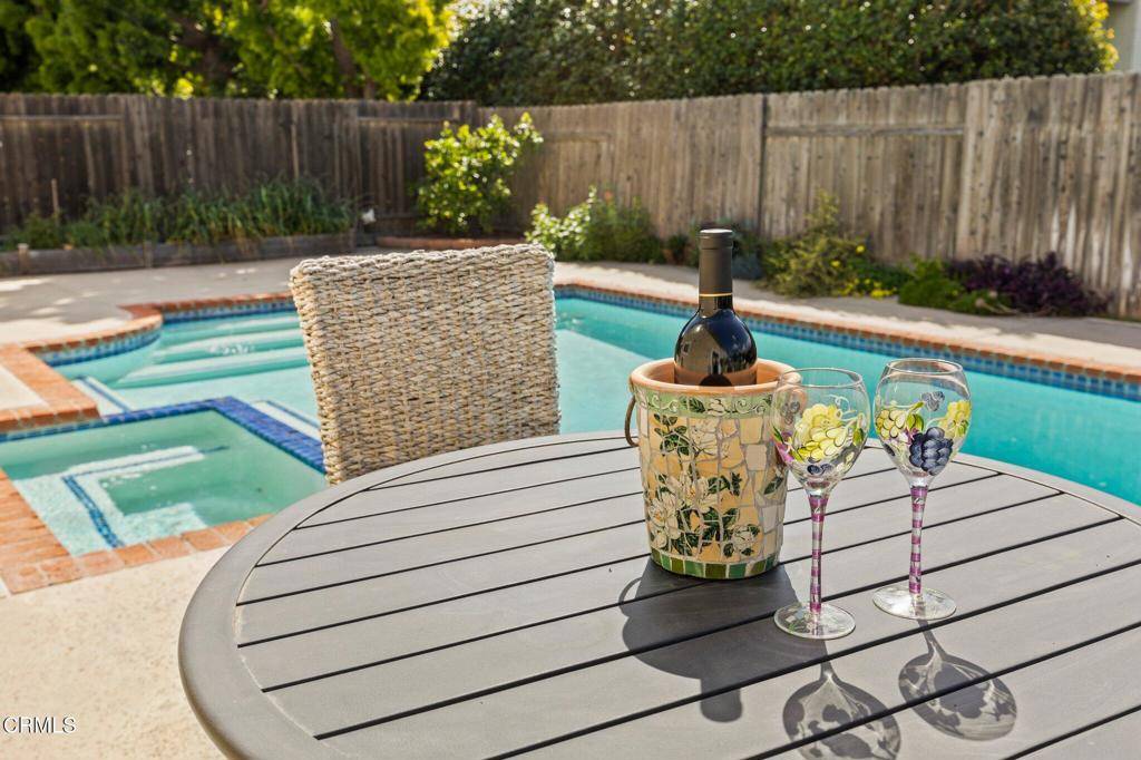 Ventura, CA 93004,9542 Halifax ST