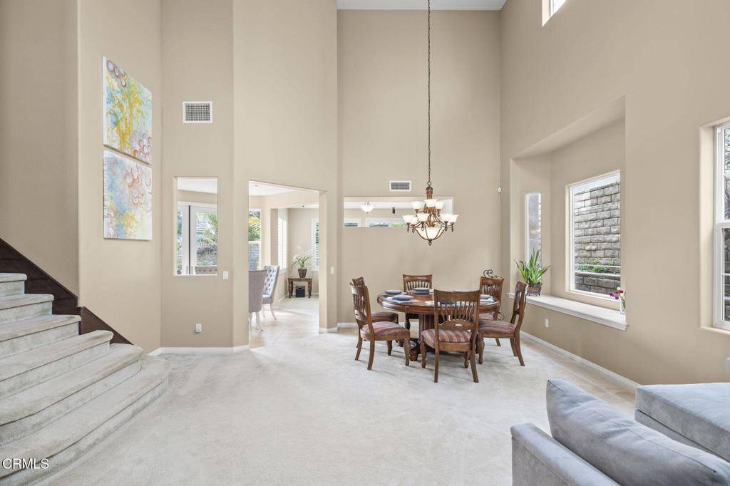 Ventura, CA 93003,1909 S Hill RD