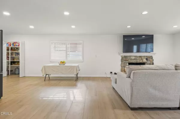 Oxnard, CA 93036,911 Elder ST