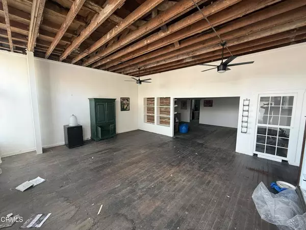 Santa Paula, CA 93060,1020 E Main ST