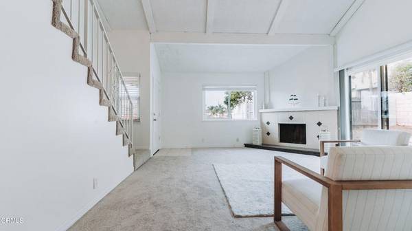 Oxnard, CA 93035,1020 Dunes ST