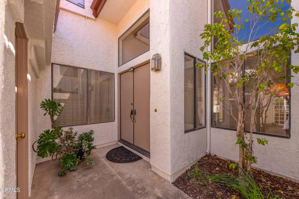 Camarillo, CA 93012,1404 Calle Lozano