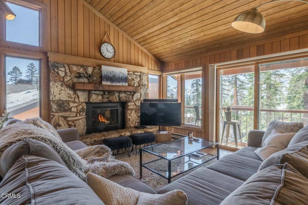 Mammoth Lakes, CA 93546,435 Lakeview BLVD #116