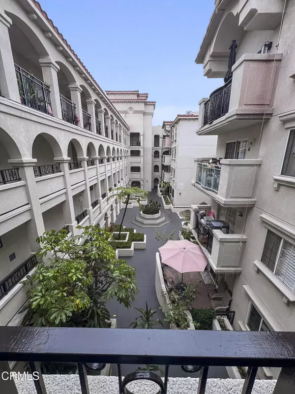 Huntington Park, CA 90255,7018 Rita AVE #310