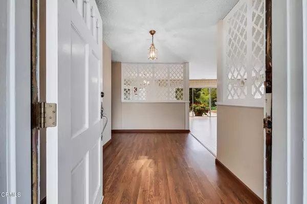 Camarillo, CA 93010,1530 Calle Portada