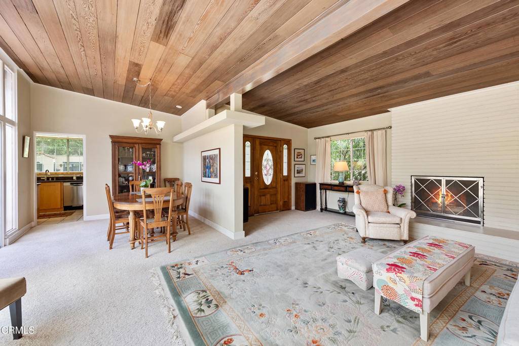 Santa Paula, CA 93060,1201 Woodland DR