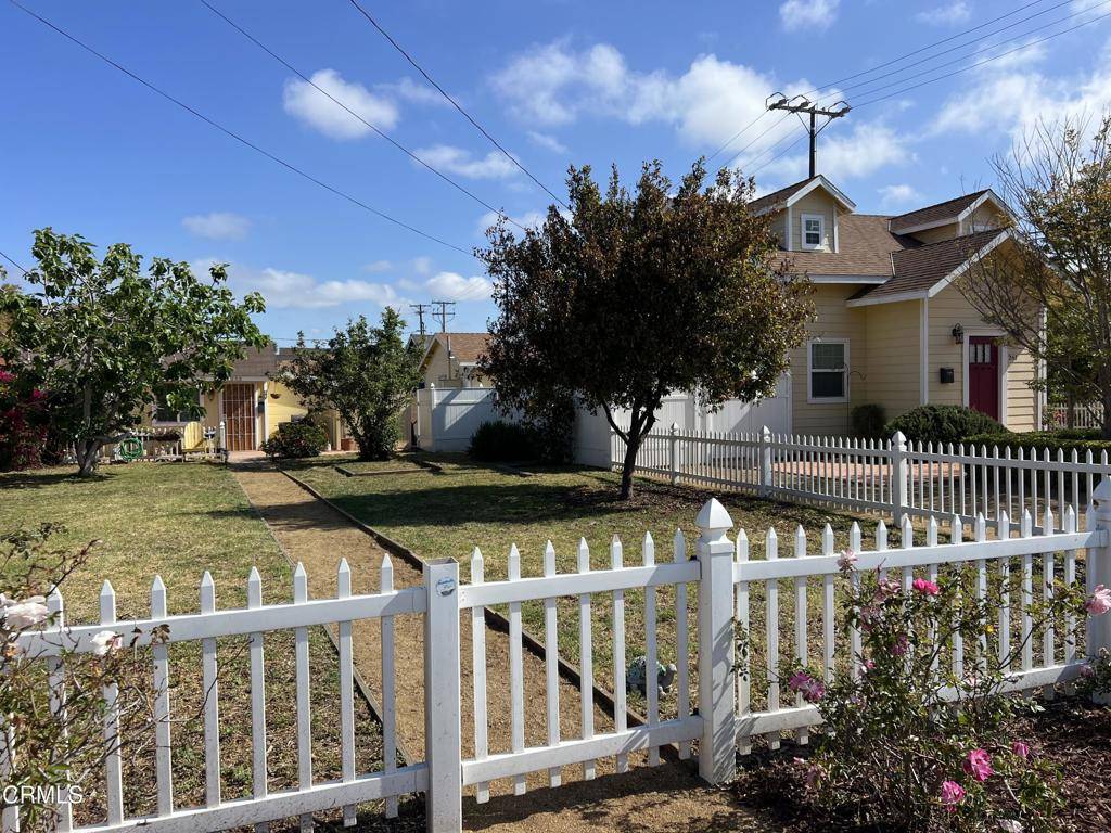 Port Hueneme, CA 93041,253 261 E Pearl St