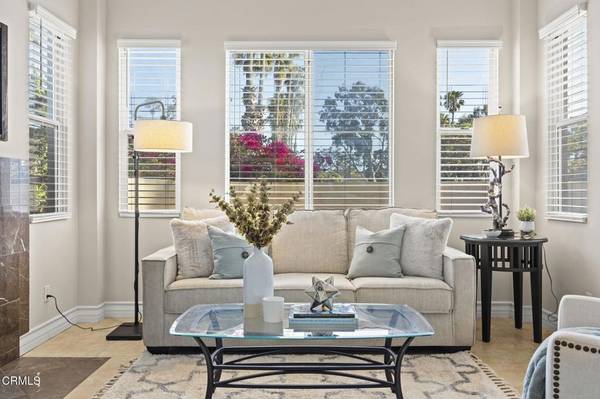 Port Hueneme, CA 93041,377 Blue Dolphin DR