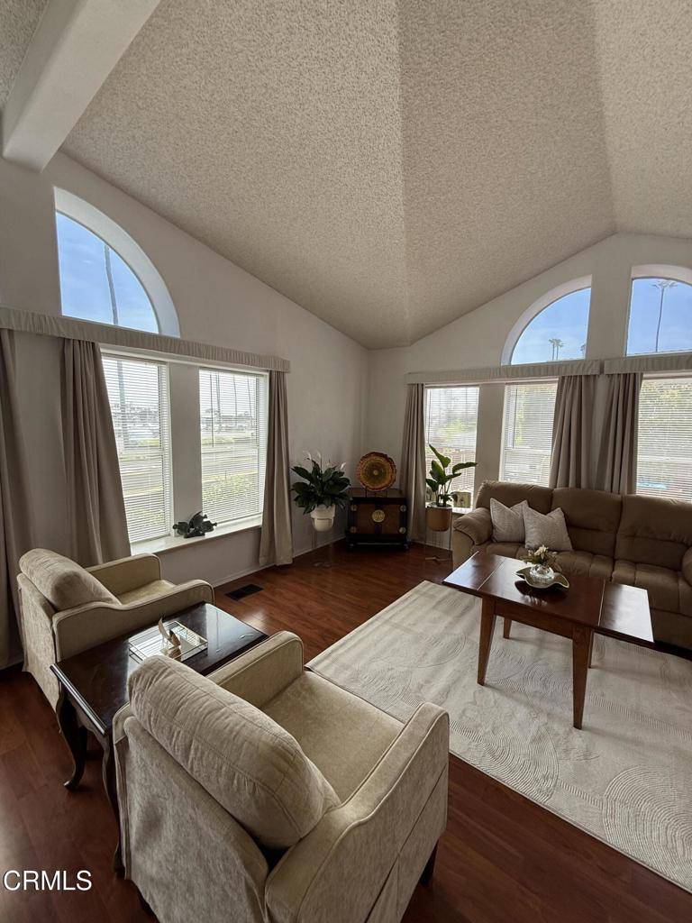 Ventura, CA 93001,1215 Anchors Way DR #230