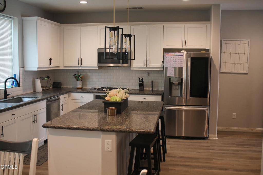 Santa Paula, CA 93060,363 ALLEN DR
