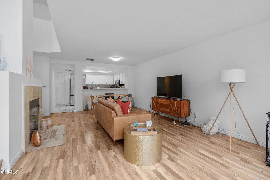 Agoura Hills, CA 91301,4240 Lost Hills RD #1702