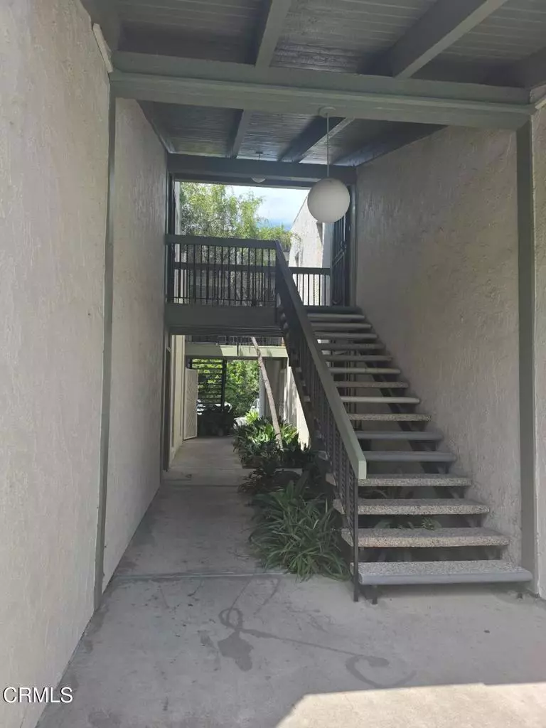 Goleta, CA 93117,5514 Armitos AVE #64